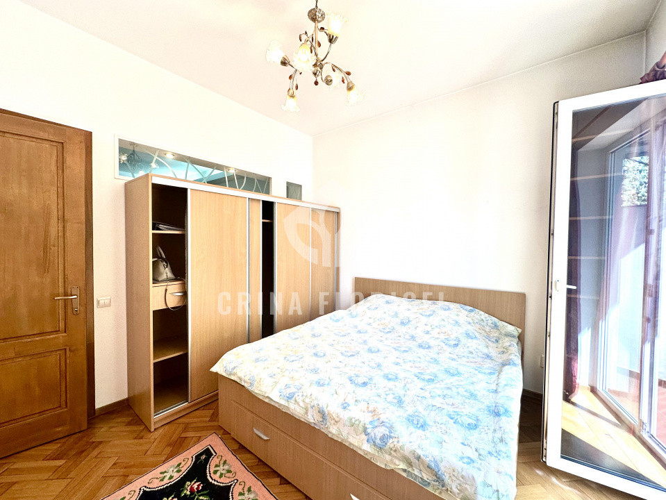 Vanzare 2 camere vis-a-vis Grand Hotel Bucharest  - Piata Universitatii