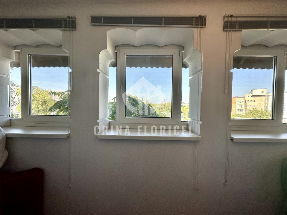 Vanzare mansarda 3 camere - str Serg.Maj.Ancuta Ilie - zona Parcul Carol